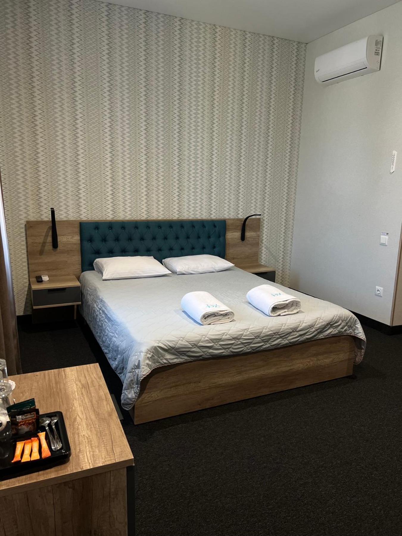 Hotel Dozari Korostyshiv Extérieur photo
