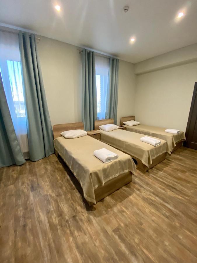 Hotel Dozari Korostyshiv Extérieur photo
